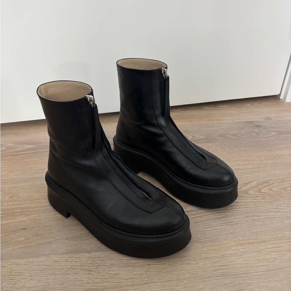 THE ROW BOOTS SIZE 38